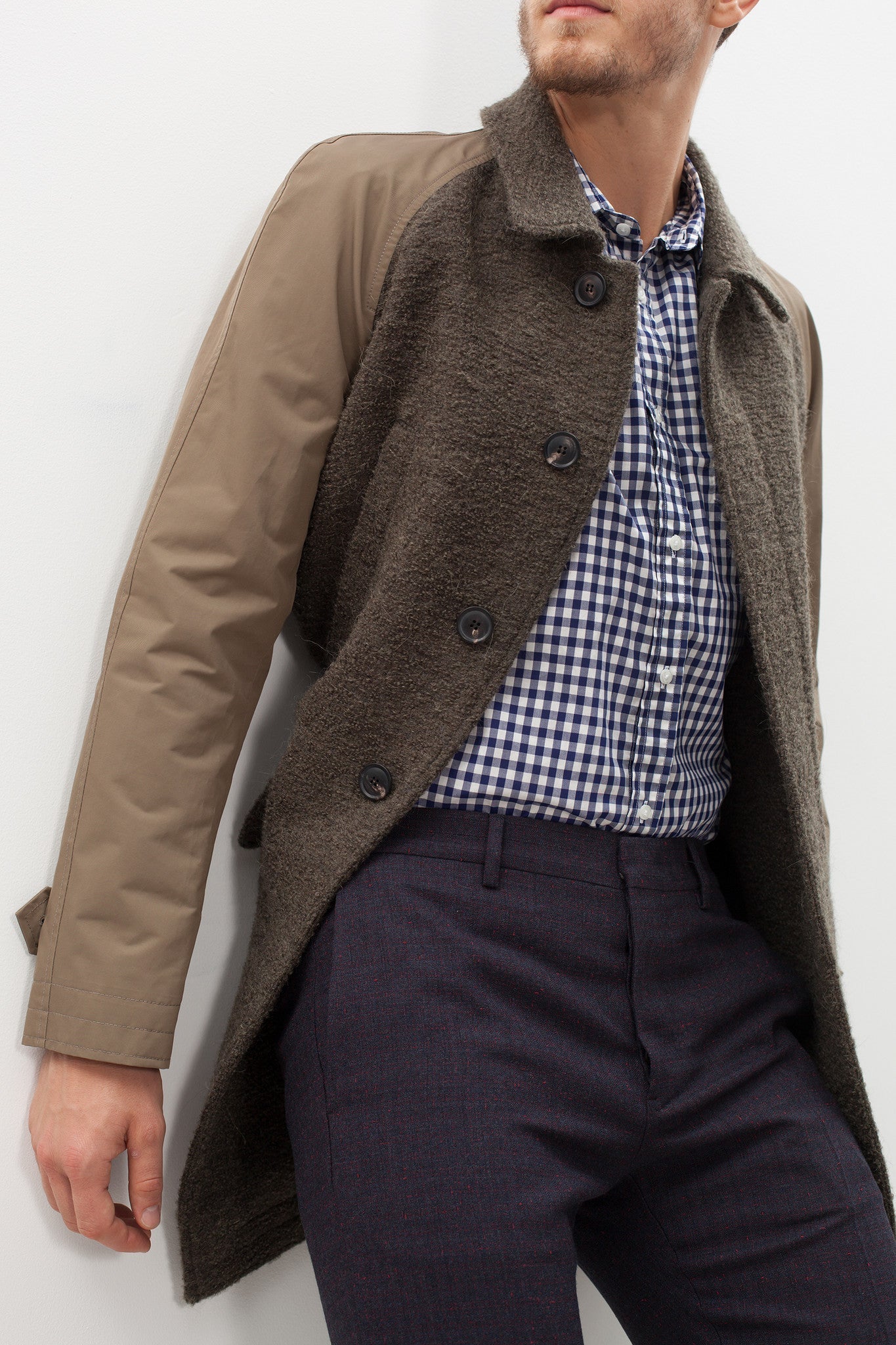 معطف راجلان مانيش باللون الزيتوني