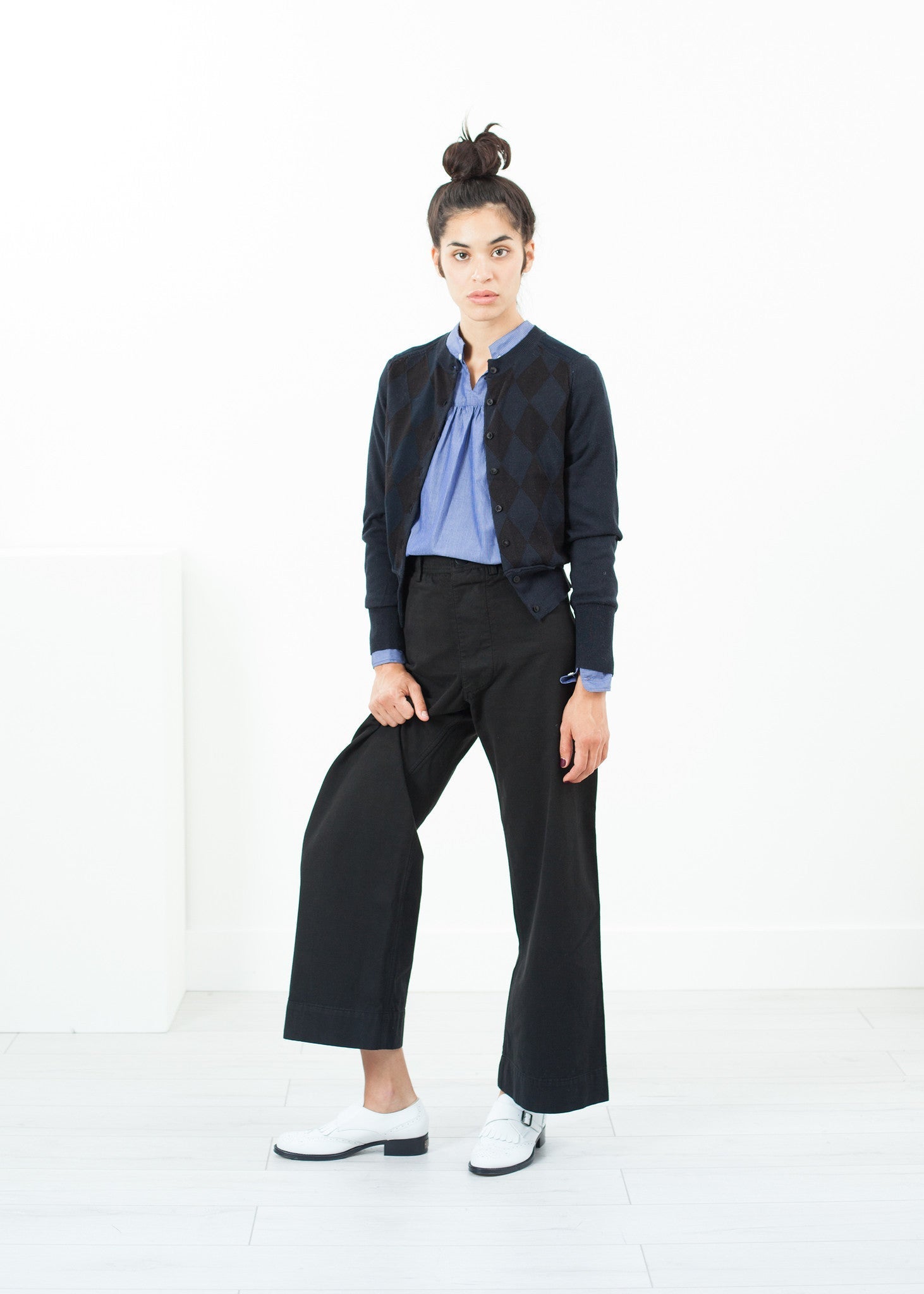 كارديجان بنمط لحاف باللون الأسود/الأزرق الداكن