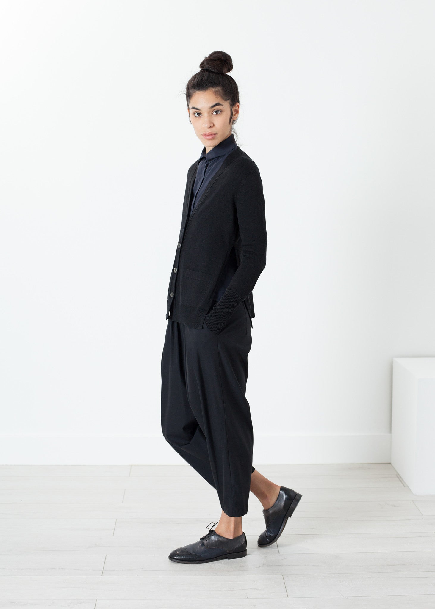 كارديجان مربع باللون الأسود