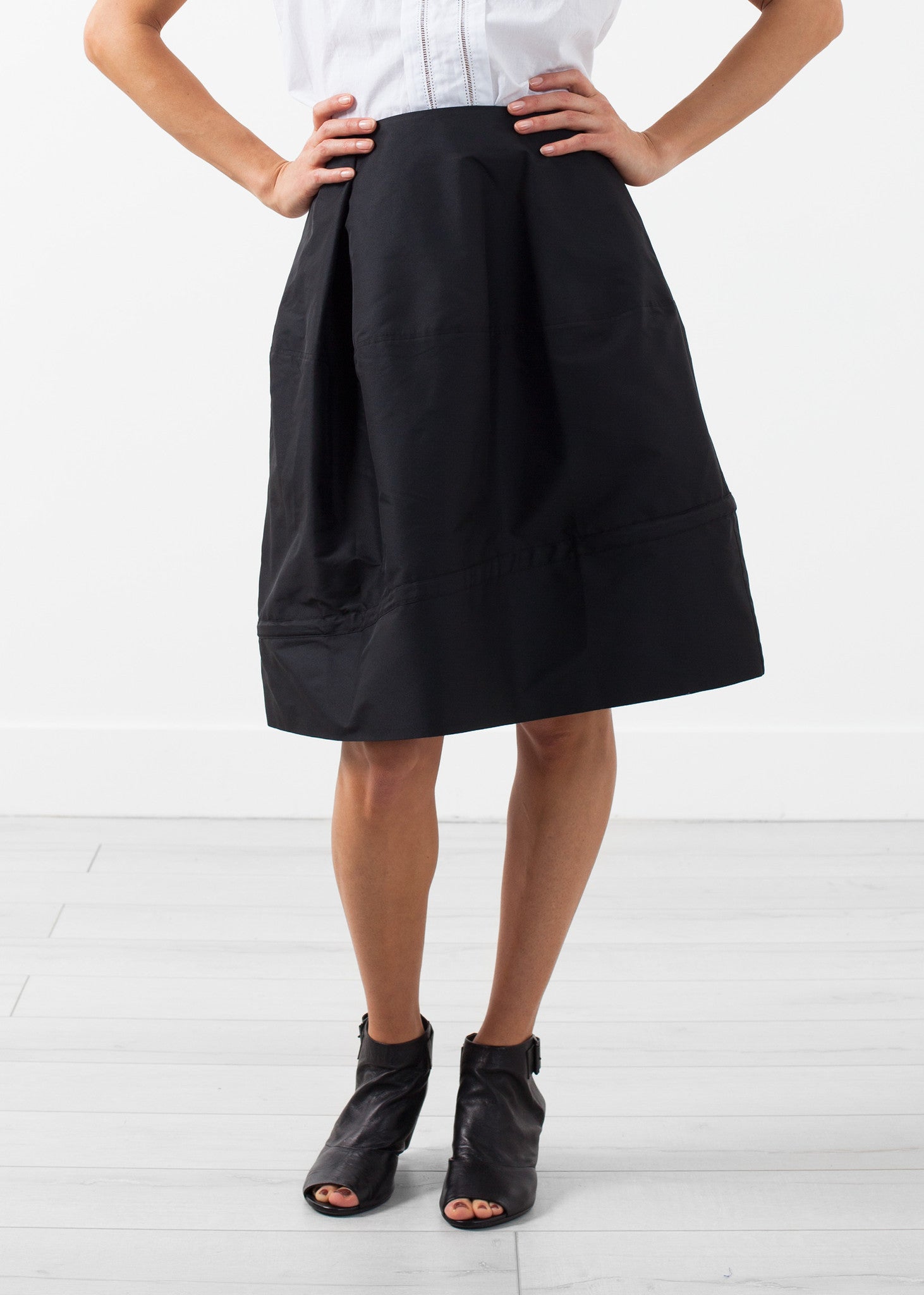 تنورة ريفيرسي