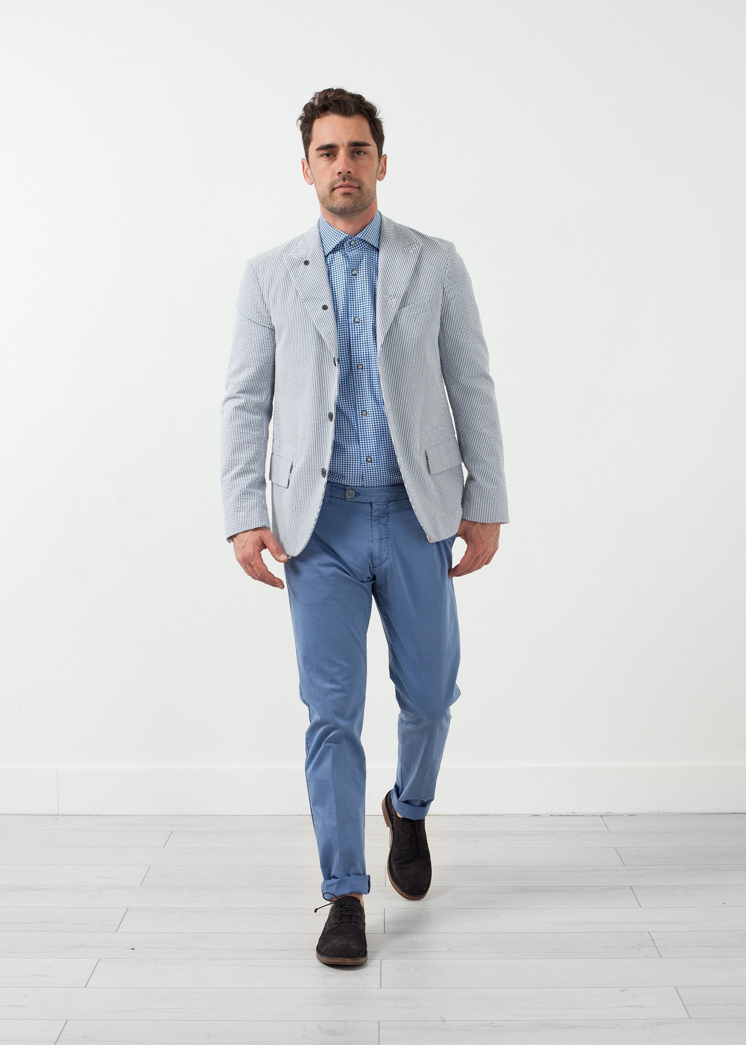 سترة سيرساكر بخمسة أزرار