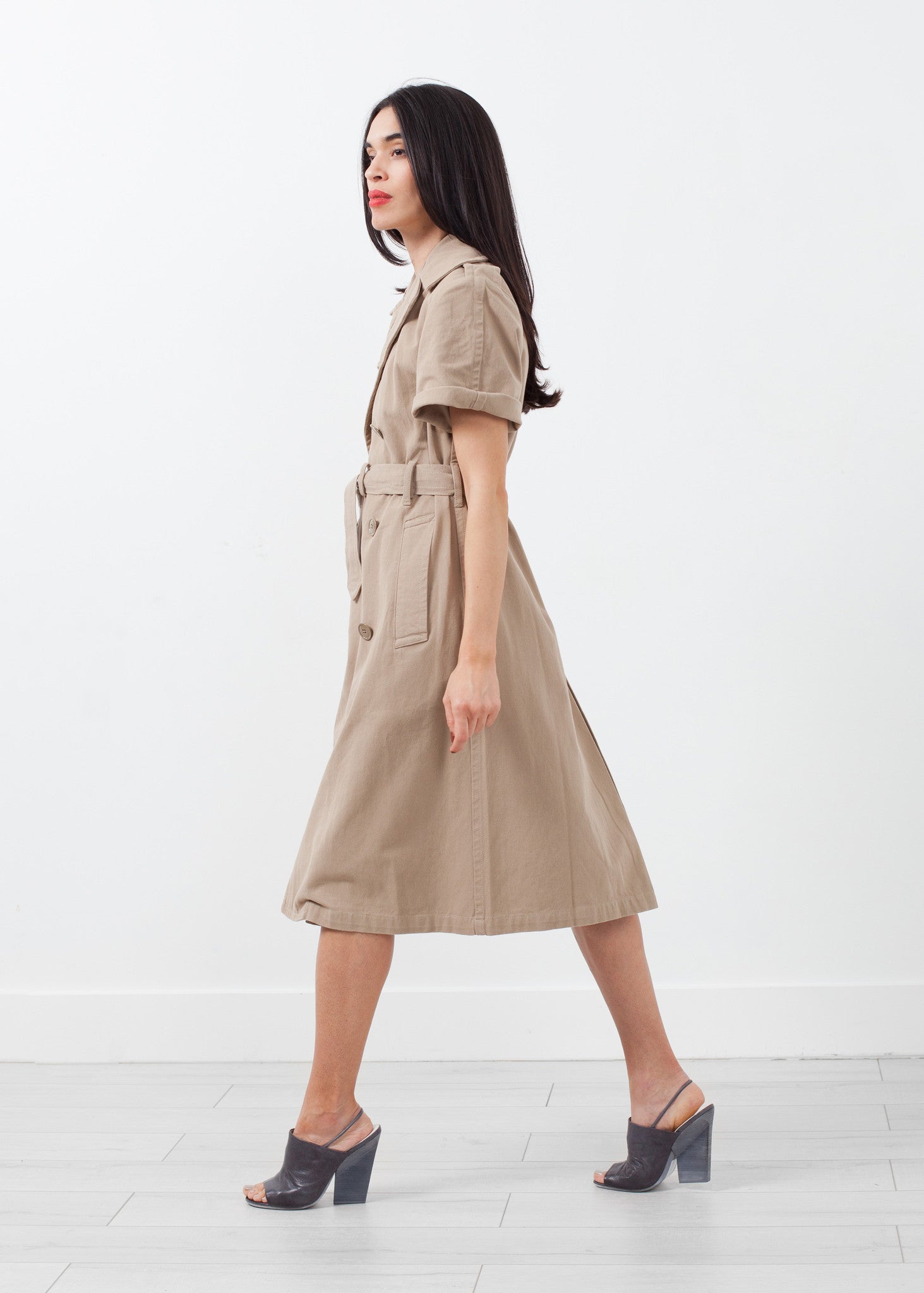 معطف ترنش بأكمام ملفوفة