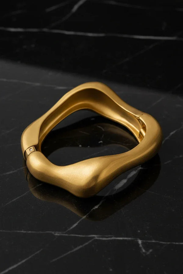 Elegant Curved Design Plated Metal Bracelet - MARHABA