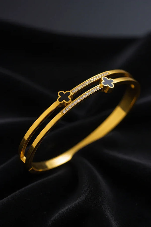 Elegant Bracelet with Unique Design - MARHABA