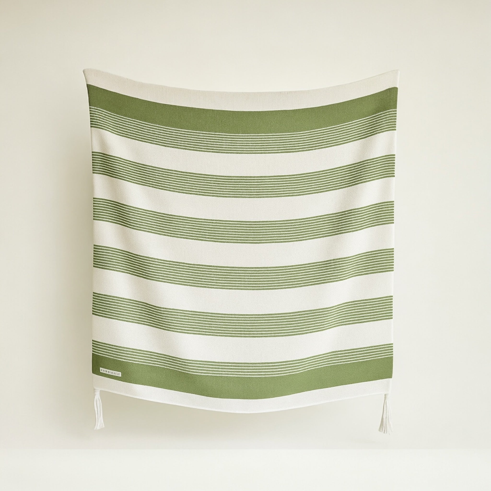Linear Throw(light green)