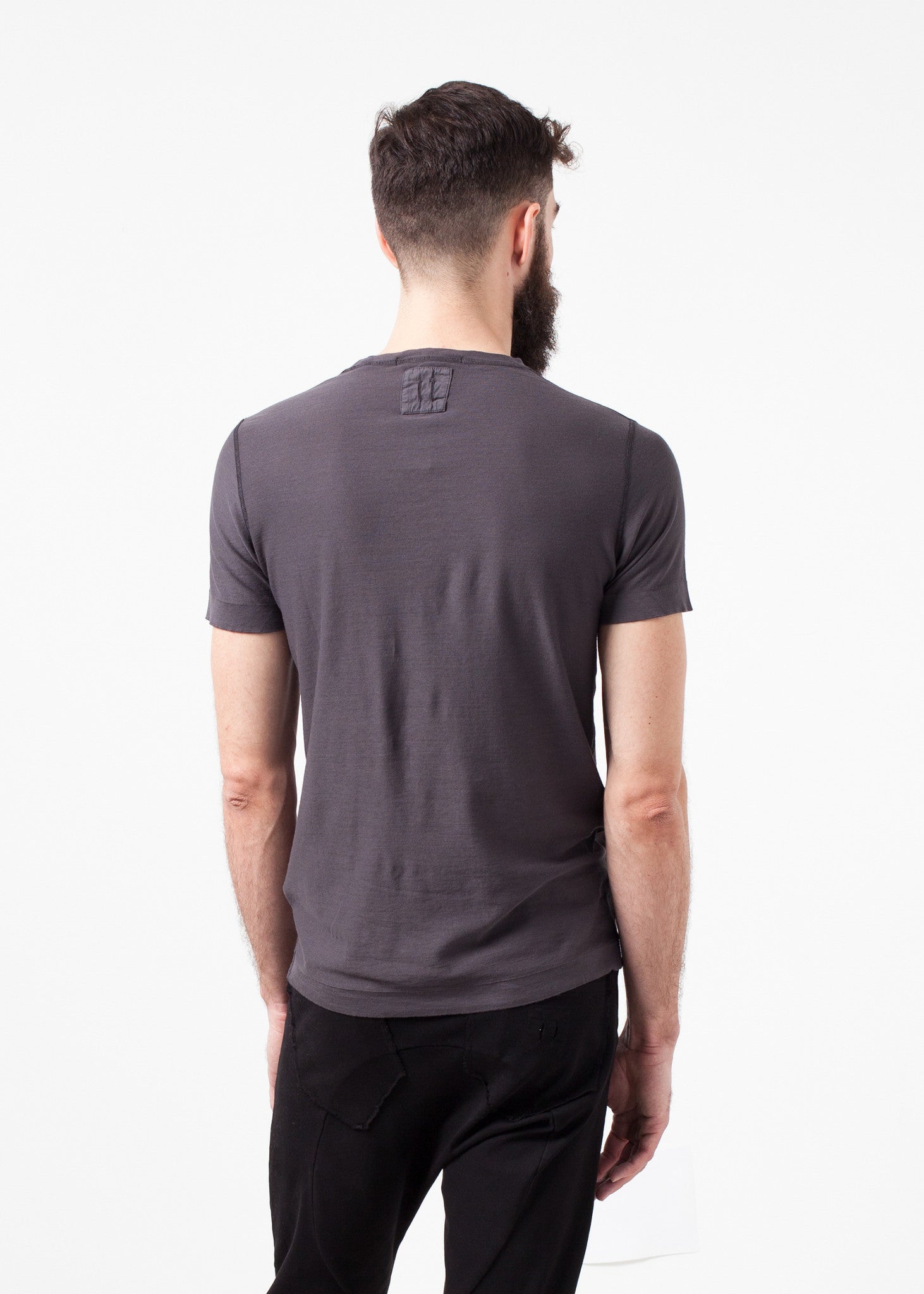 تي شيرت يانك برقبة دائرية