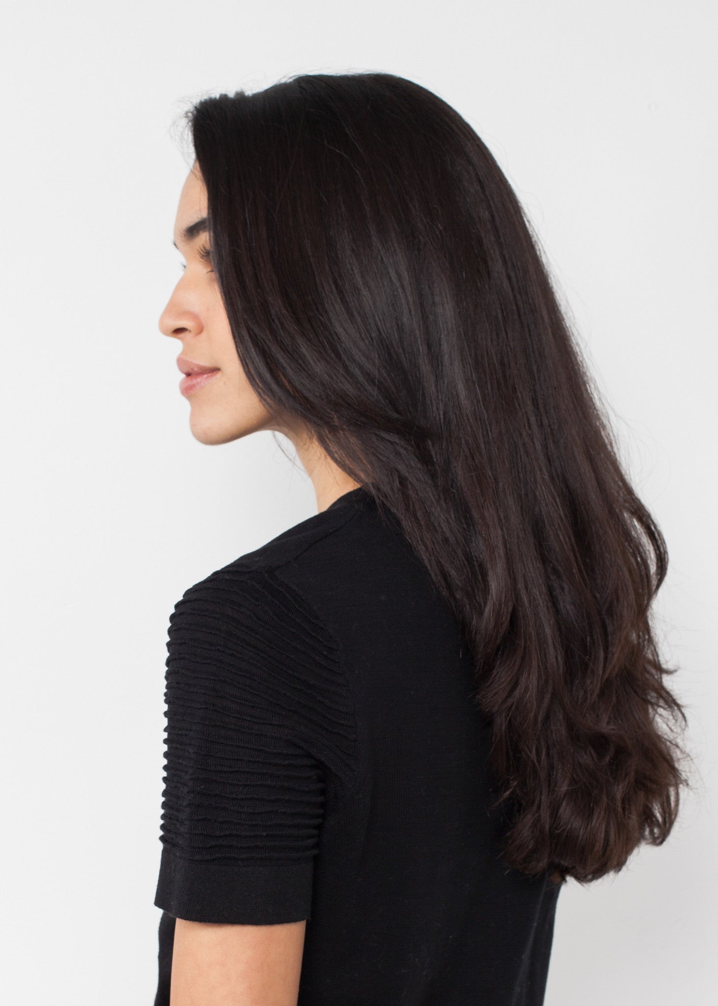 حياكة مضلعة بأكمام قصيرة